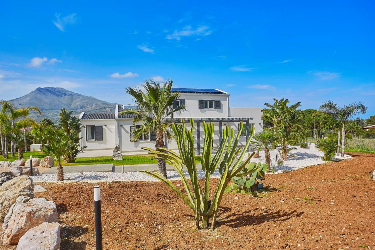 Villa Biancolilla カステッランマーレ・デル・ゴルフォ エクステリア 写真