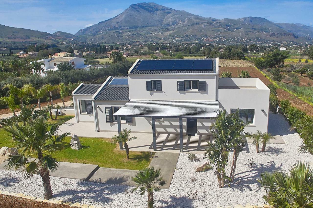 Villa Biancolilla カステッランマーレ・デル・ゴルフォ エクステリア 写真