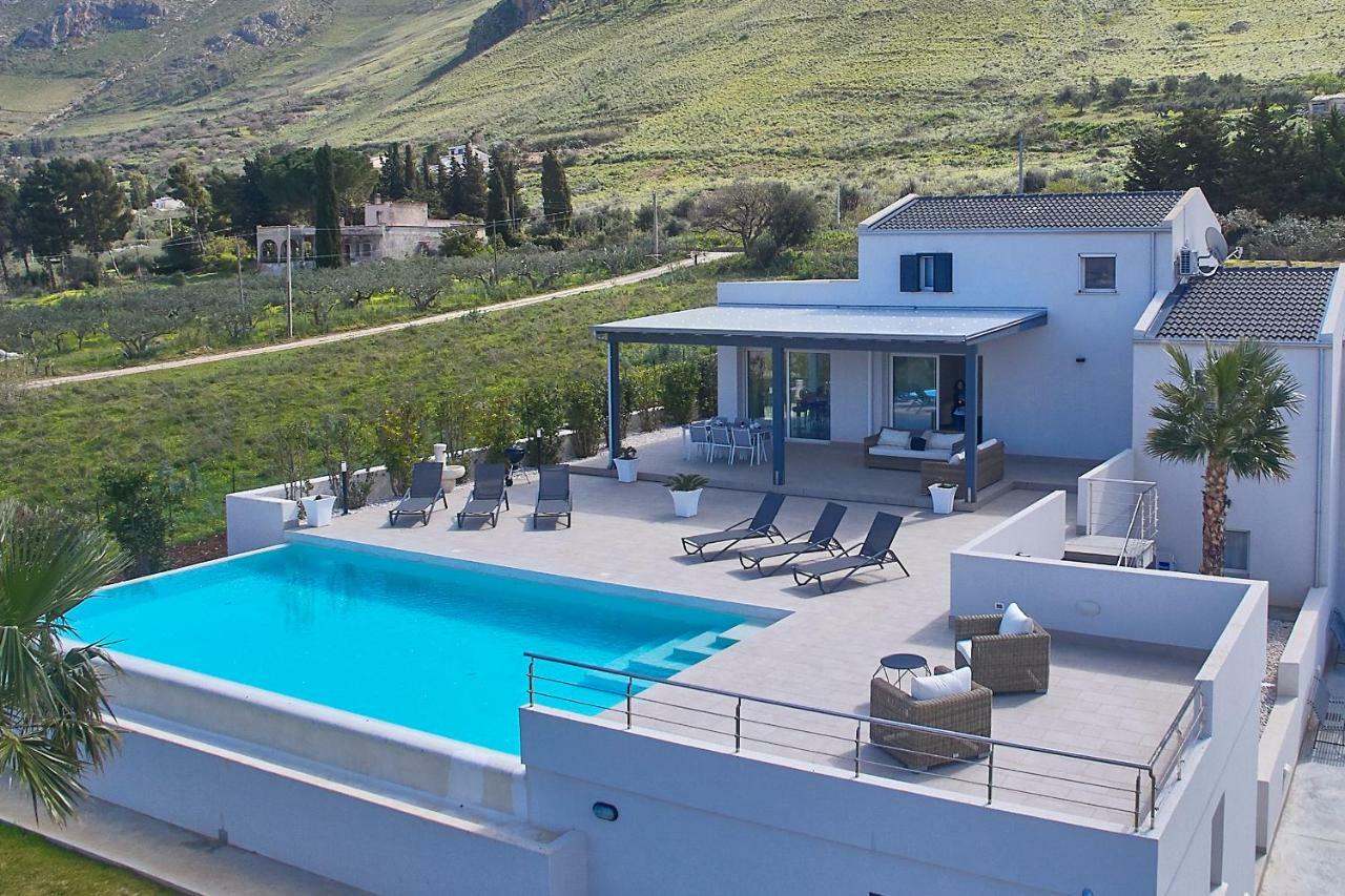 Villa Biancolilla カステッランマーレ・デル・ゴルフォ エクステリア 写真